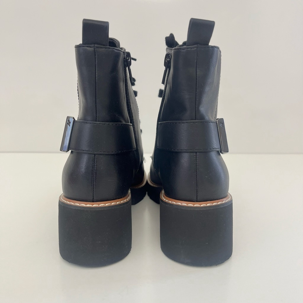 Black Ankle Booties Low Heel Side Zip Comfort Boots Size 7 Naturalizer Cabaret - Picture 10 of 13